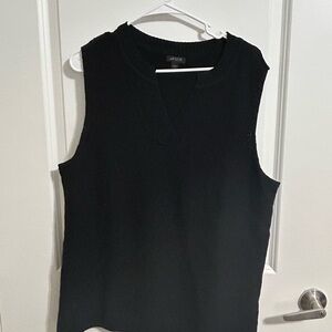 Black Sleeveless Knit Top